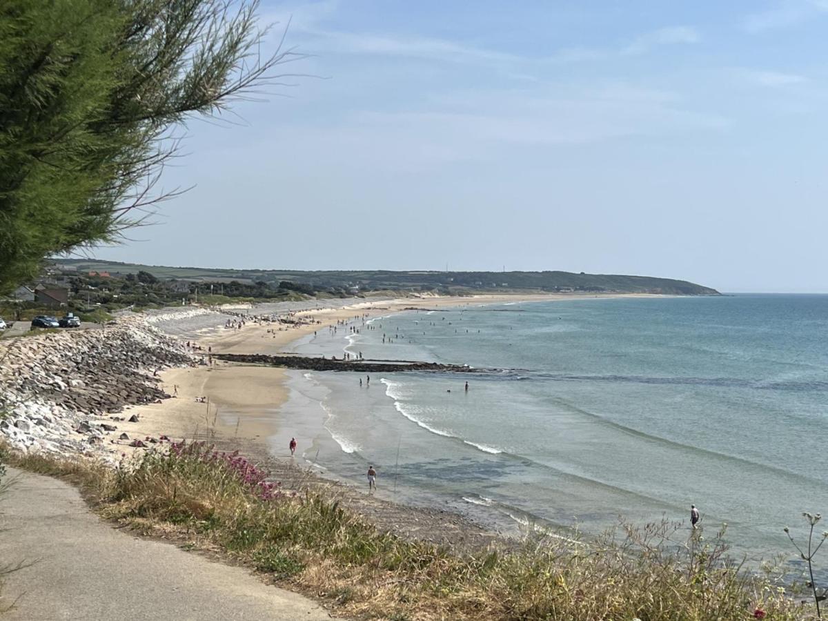 Villa Le Bruit Des Vagues Les Pieux Esterno foto